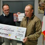 Remise d'un chèque de 1026.15€ pour le TELETHON