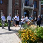 Le jury des Villes et Villages fleuris en visite à Onnaing